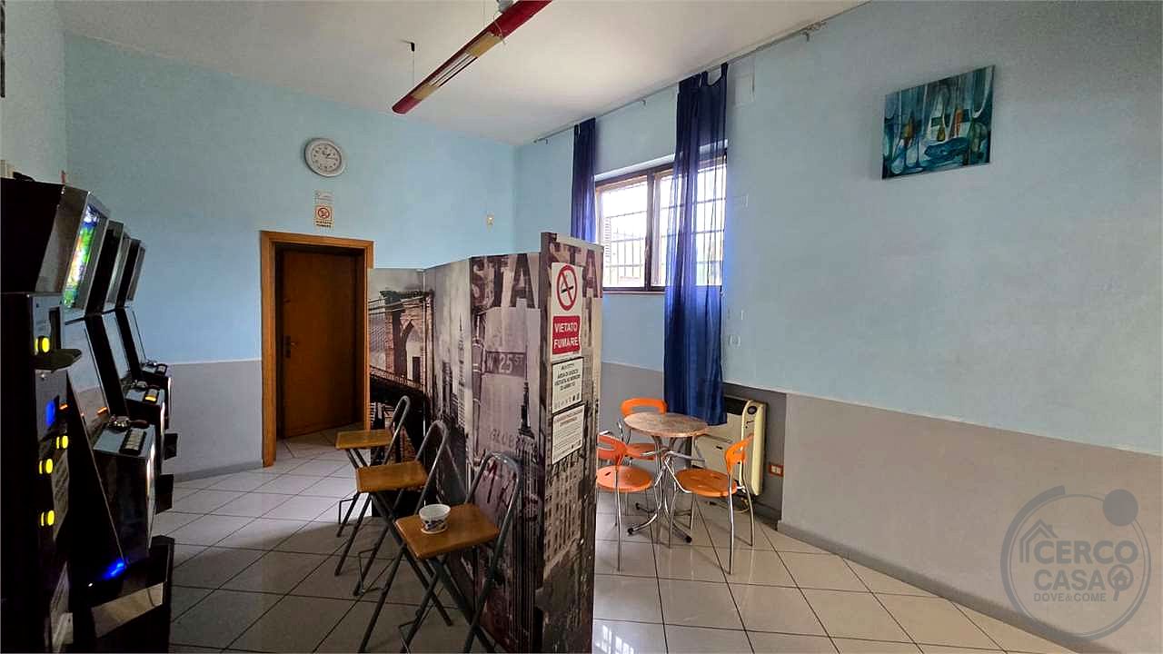 Vendesi Bar Tabacchi Strada Pievaiola Località Castel del Piano Pg