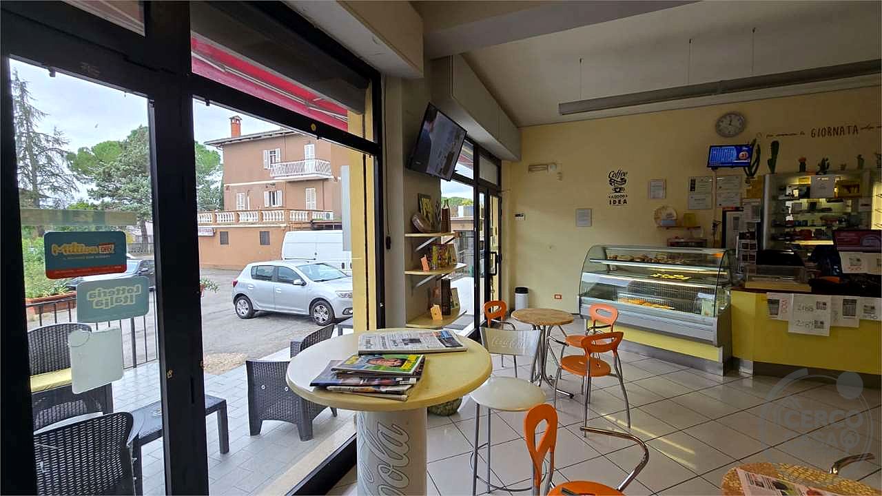 Vendesi Bar Tabacchi Strada Pievaiola Località Castel del Piano Pg