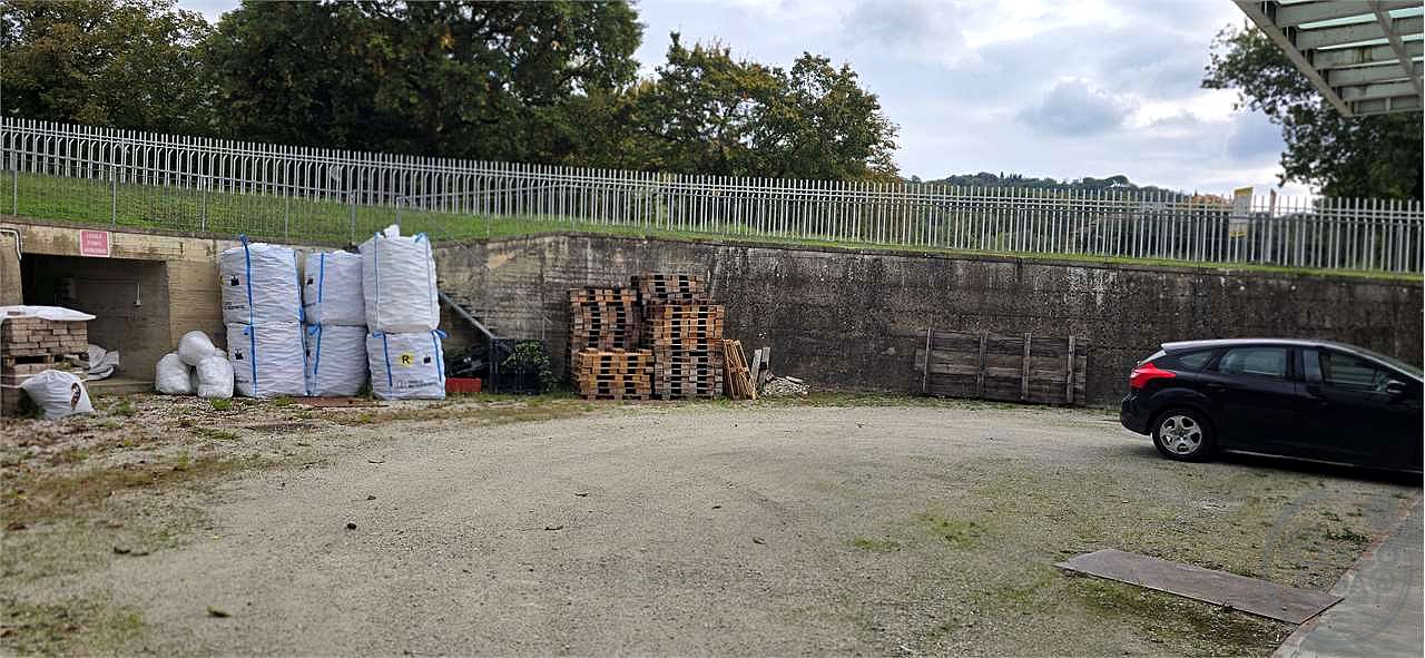 Opificio industriale con abitazione in Sansepolcro(AR)