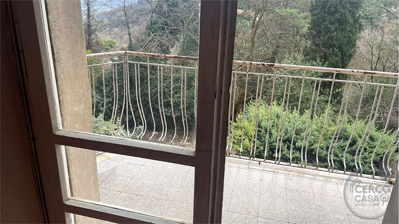 Perugia – Monteluce | Ampio appartamento con garage, cantina e soffitta