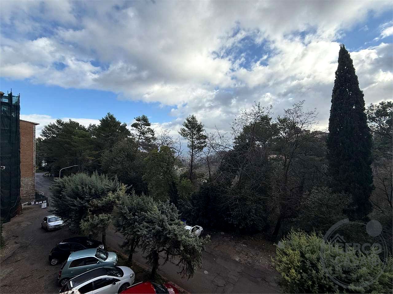Perugia – Monteluce | Ampio appartamento con garage, cantina e soffitta