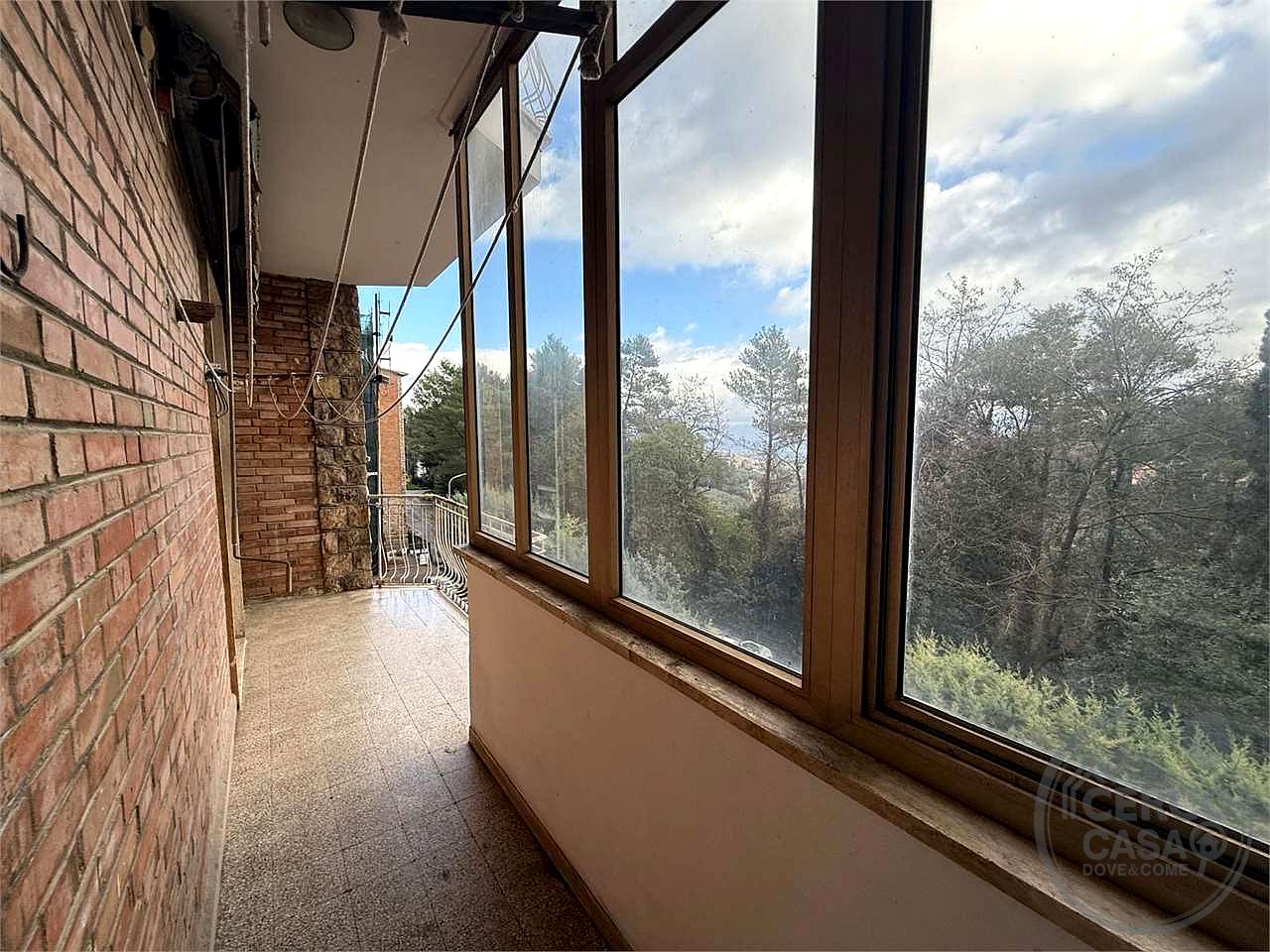 Perugia – Monteluce | Ampio appartamento con garage, cantina e soffitta