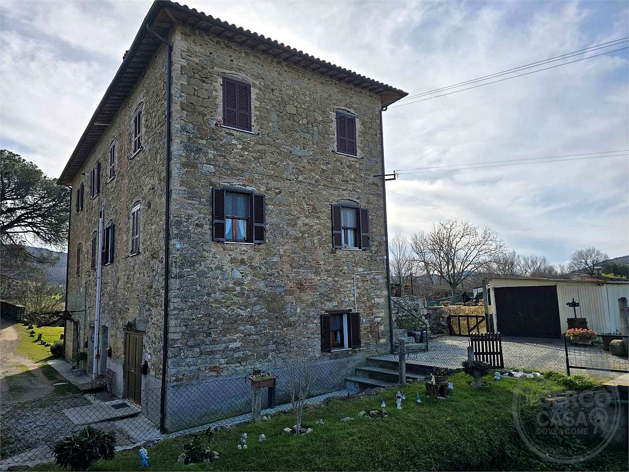 Magione - in zona residenziale e campagna