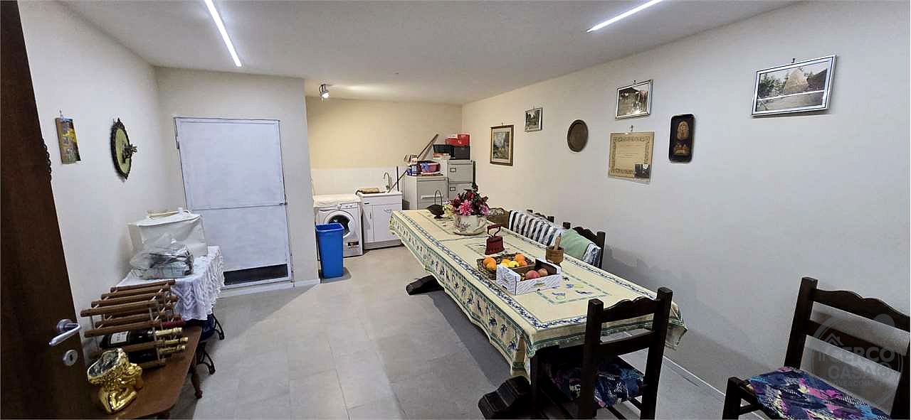 ZONA PREPO Casa singola con due appartamenti e ampio terreno privato