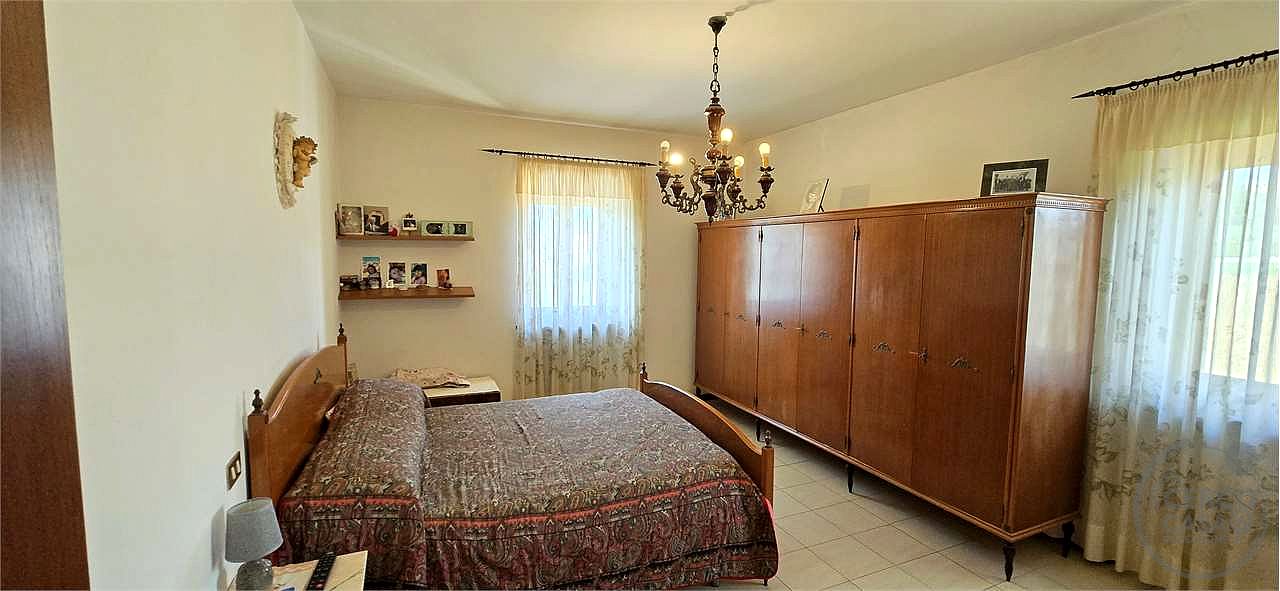 Casolare di campagna con terreno privato – Piccione, Perugia
