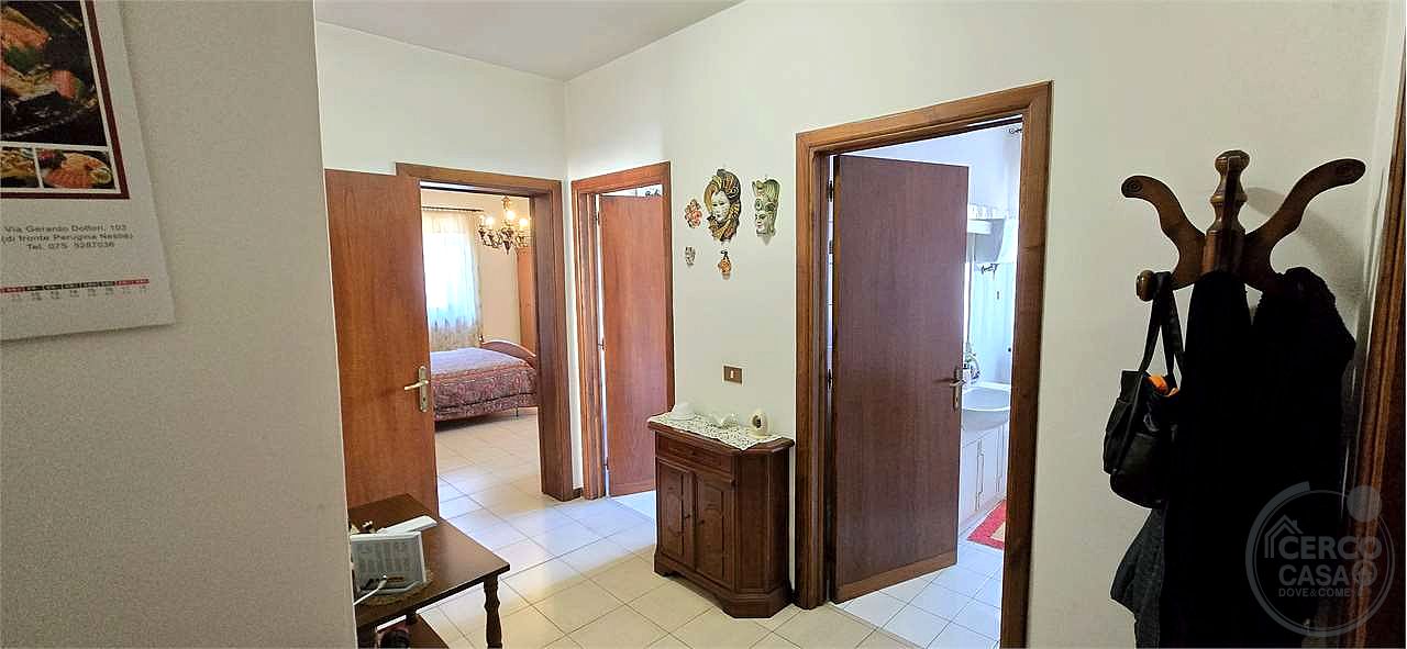 Casolare di campagna con terreno privato – Piccione, Perugia
