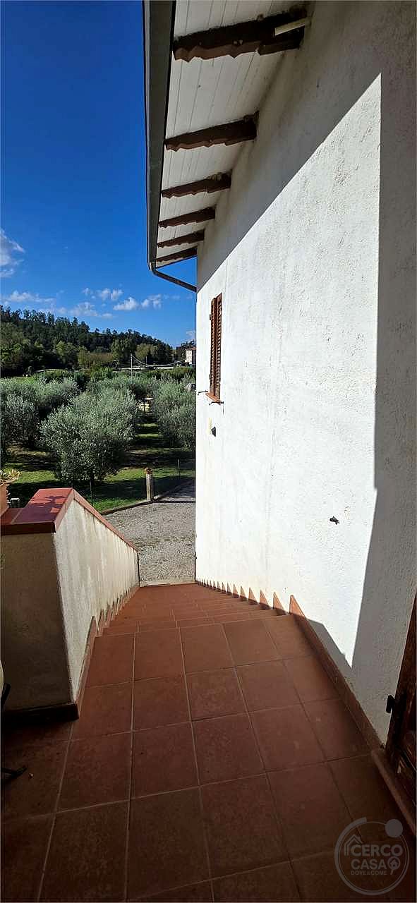 Casolare di campagna con terreno privato – Piccione, Perugia