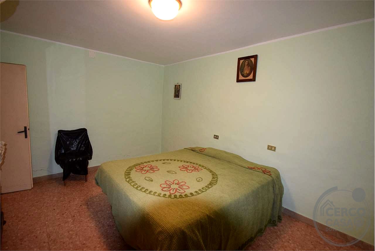 Gubbio casale con 18 ettari di terreno