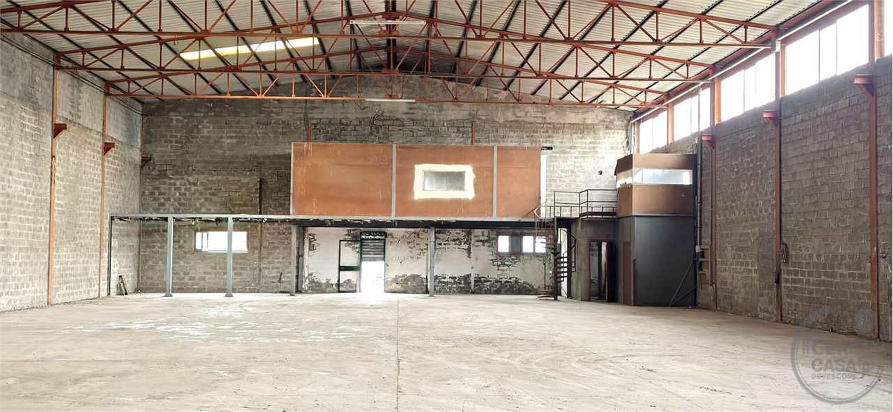 Porzione di capannone Resina (PG)