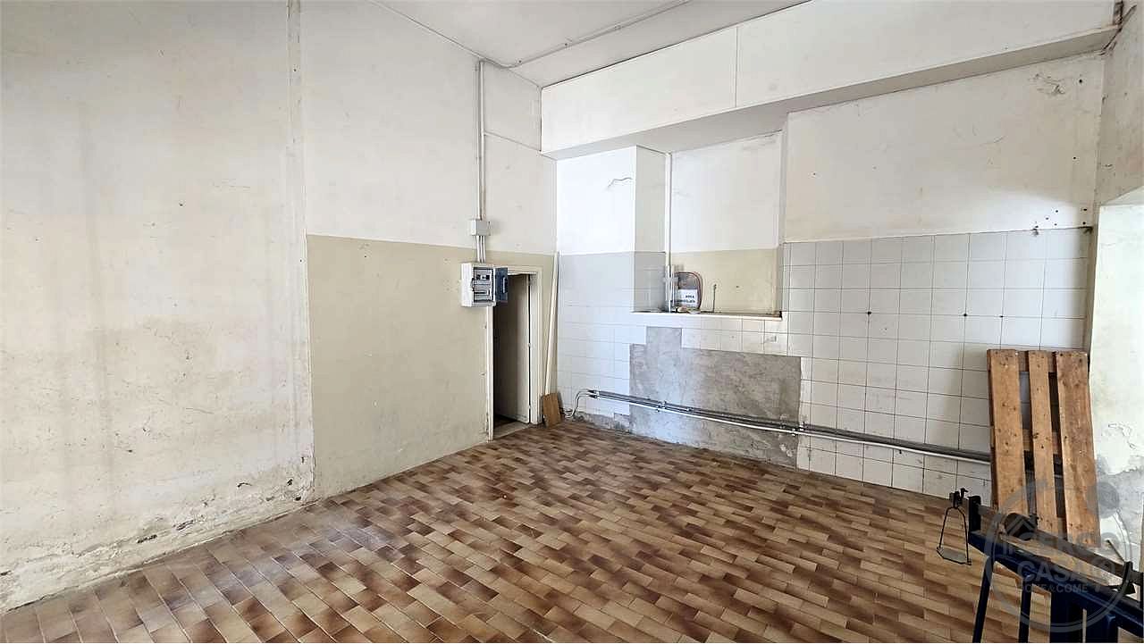 Locale commerciale 140 mq Viale San Sisto Perugia