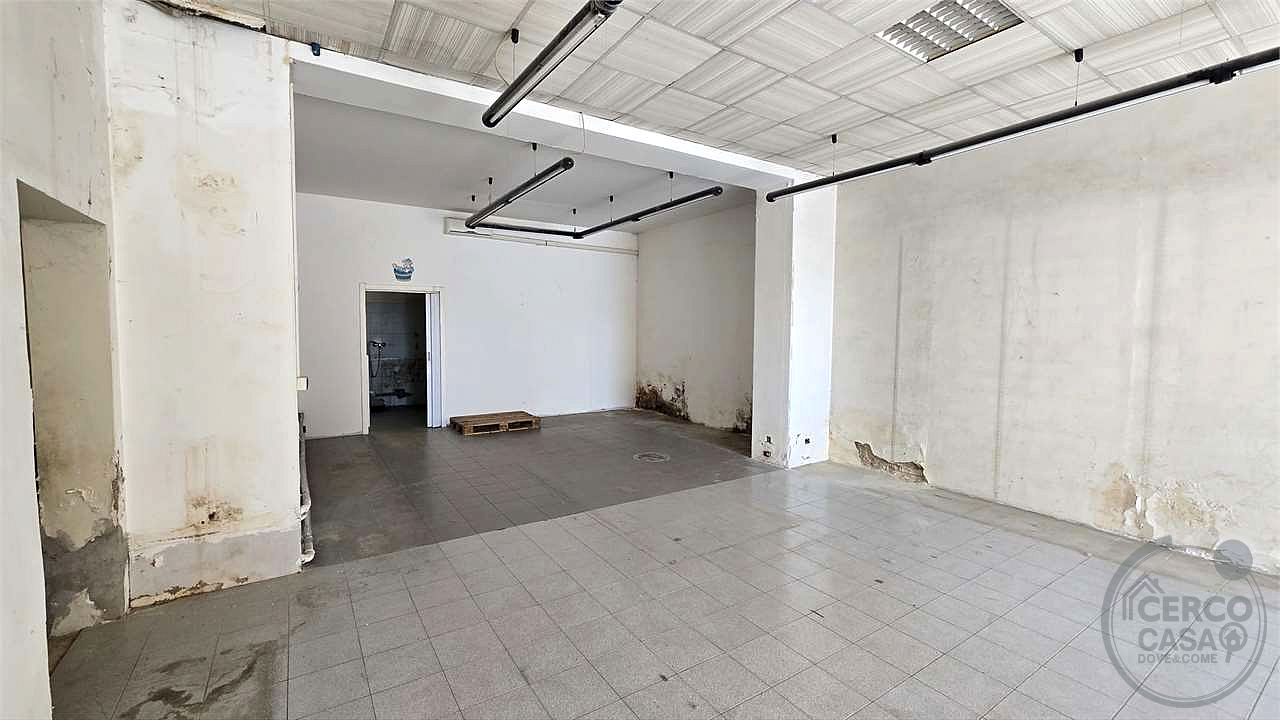 Locale commerciale 140 mq Viale San Sisto Perugia