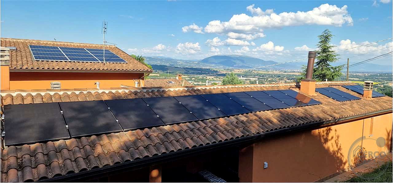 Prestigiosa villa indipendente parco, piscina e vista panoramica