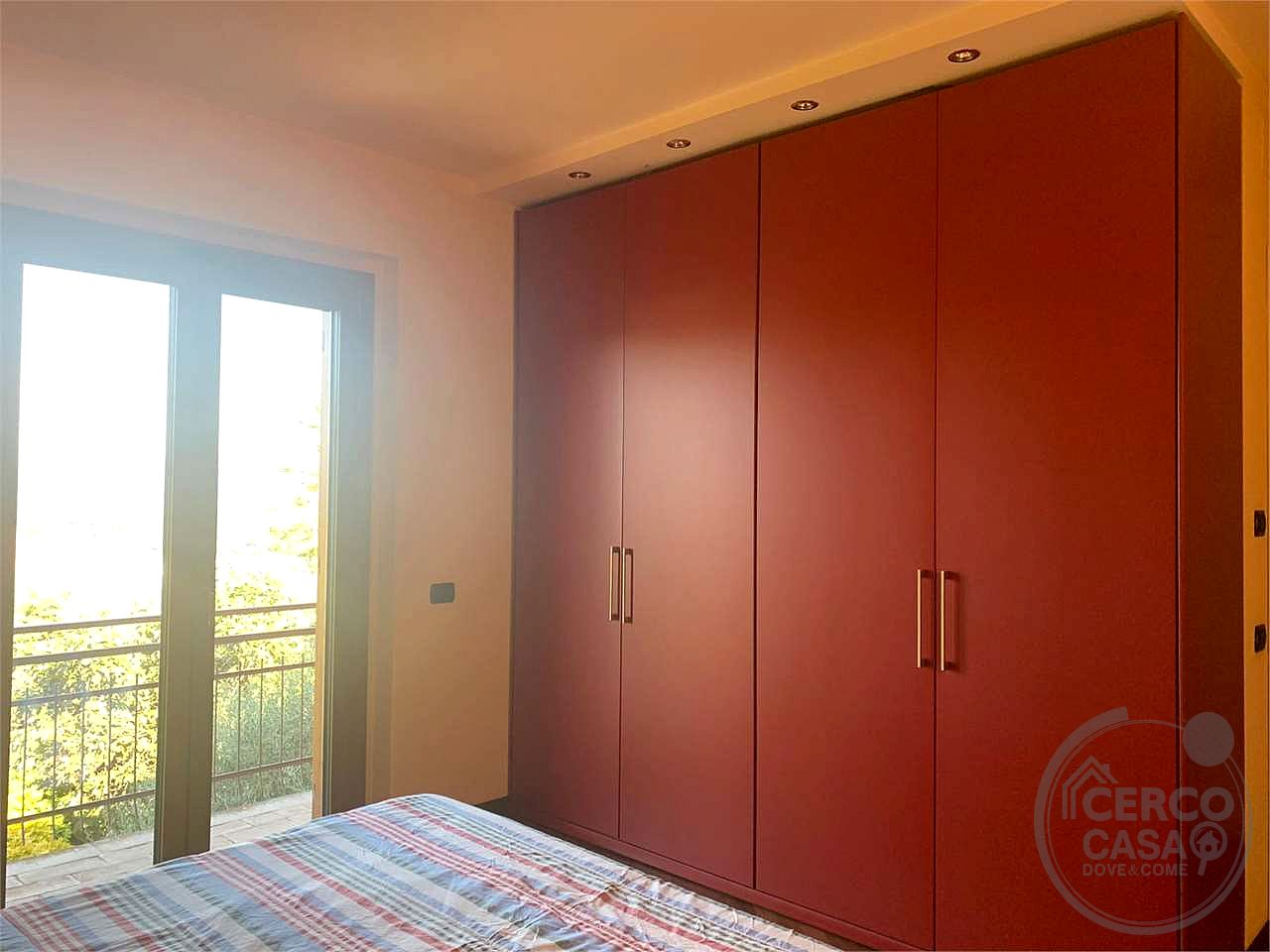 Prestigiosa villa indipendente parco, piscina e vista panoramica