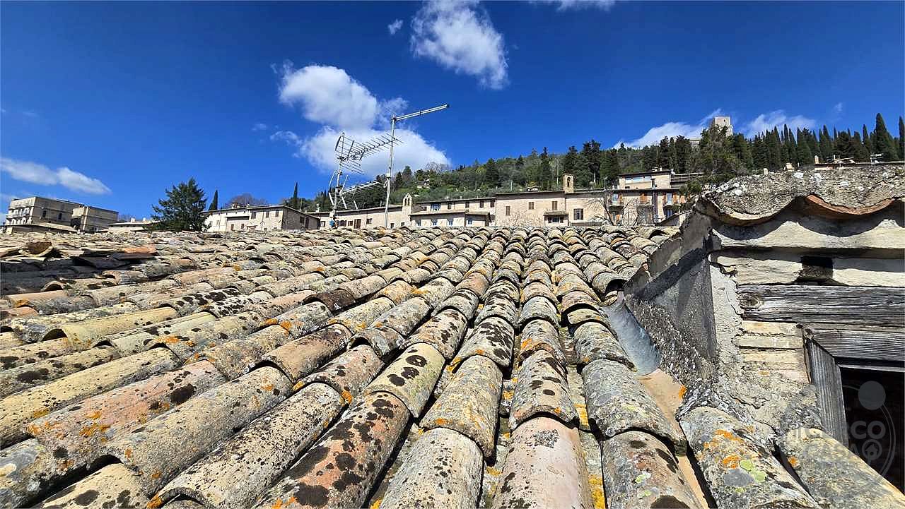 Appartamento su due piani in vendita centro storico Assisi