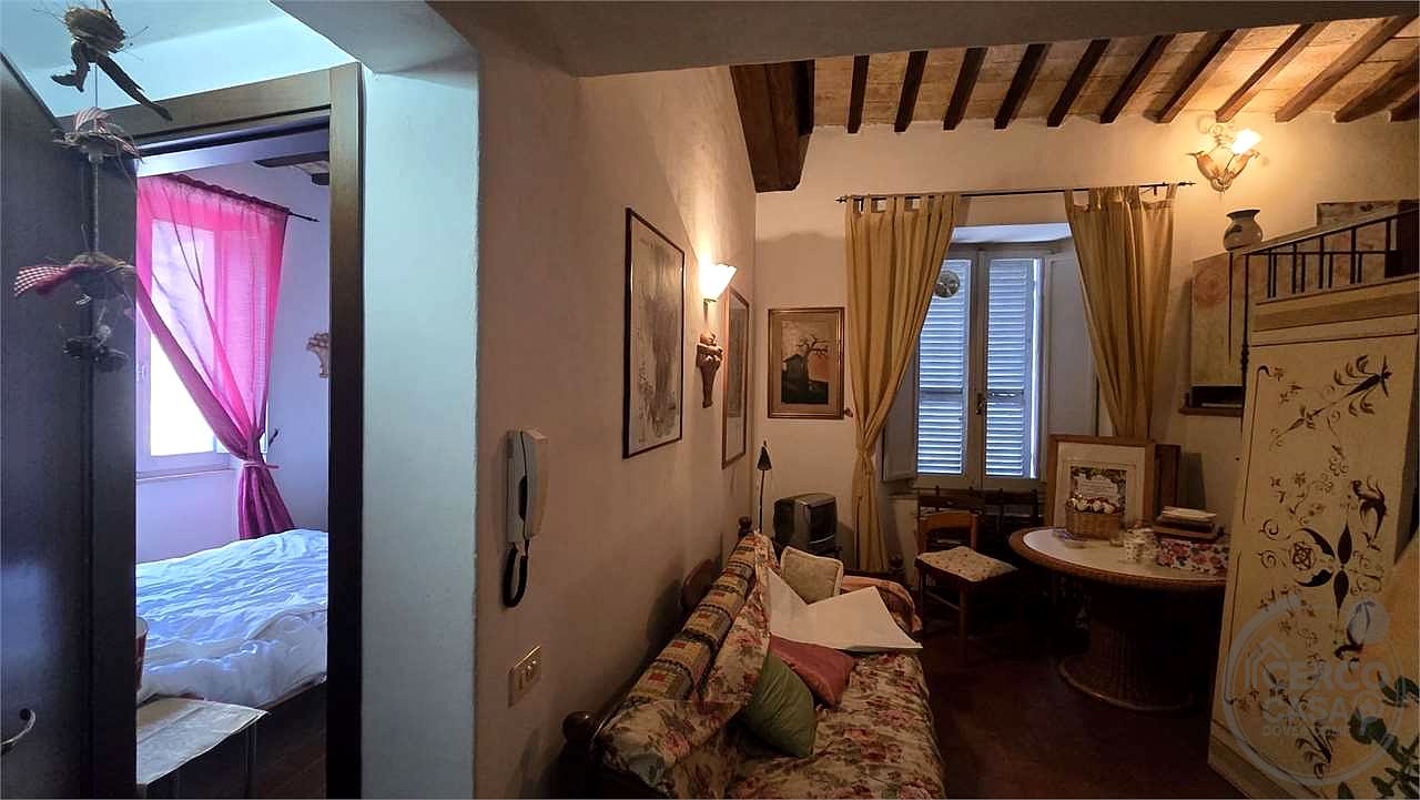 Appartamento su due piani in vendita centro storico Assisi