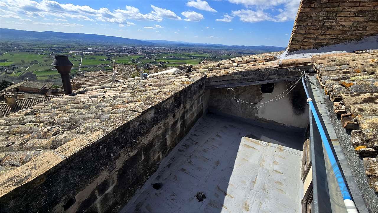 Appartamento su due piani in vendita centro storico Assisi