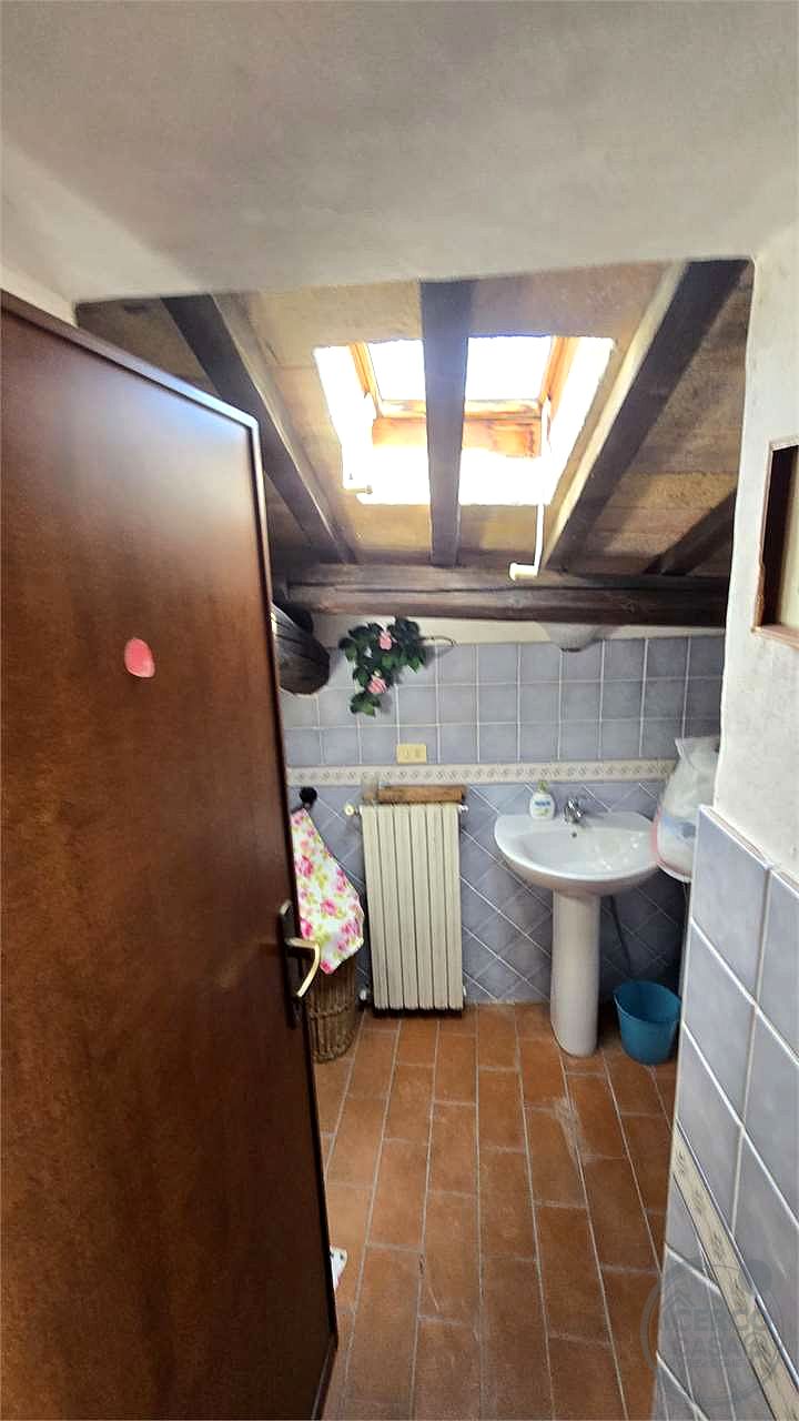 Appartamento su due piani in vendita centro storico Assisi