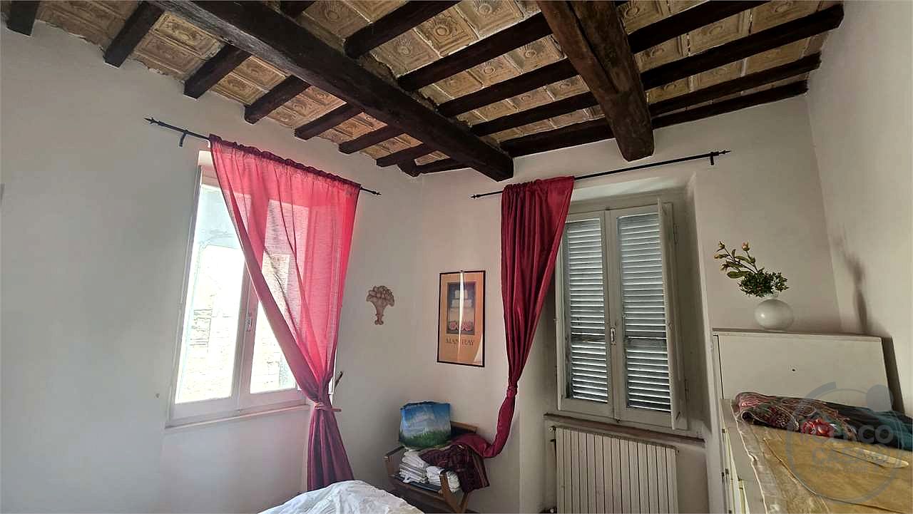 Appartamento su due piani in vendita centro storico Assisi