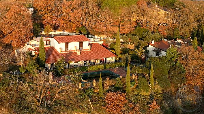Casolari del Cardellino due unità indipendenti già suddivise Magione Umbria - Magione