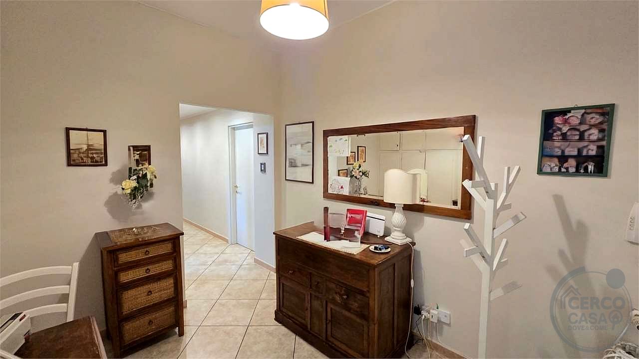 Ampio appartamento ristrutturato con garage e terrazzi – Tavernelle di Panicale