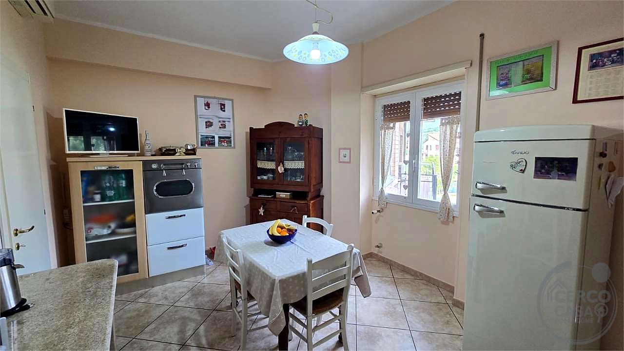 Ampio appartamento ristrutturato con garage e terrazzi – Tavernelle di Panicale