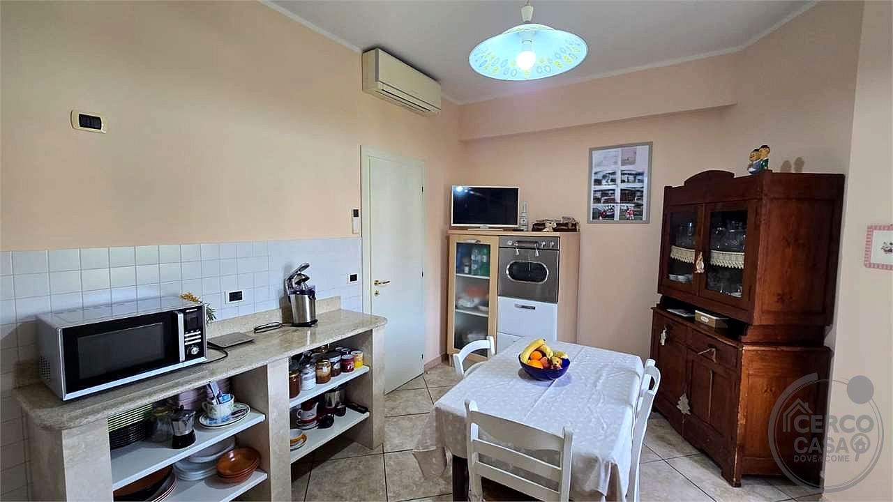 Ampio appartamento ristrutturato con garage e terrazzi – Tavernelle di Panicale