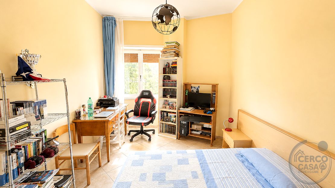 Ampio appartamento ristrutturato con garage e terrazzi – Tavernelle di Panicale