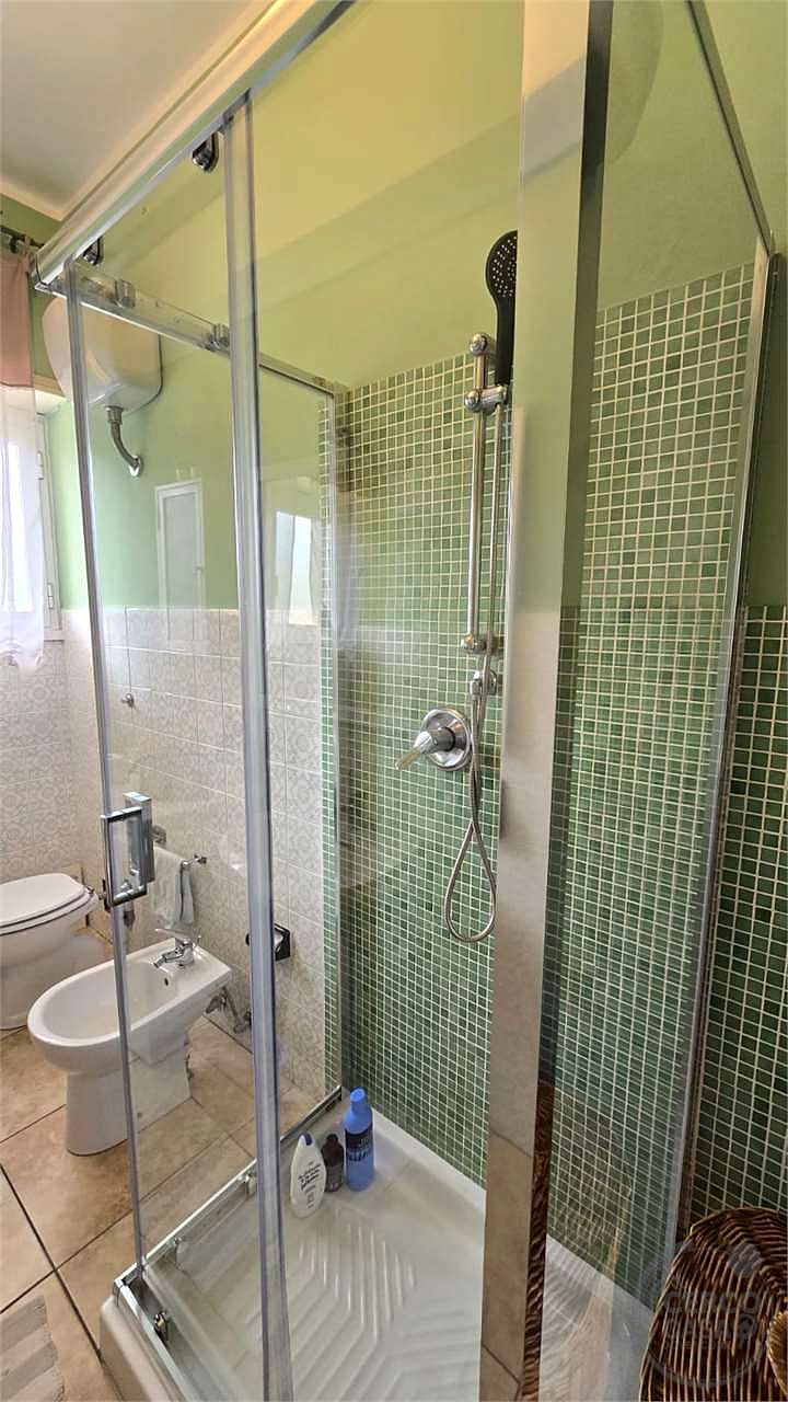 Ampio appartamento ristrutturato con garage e terrazzi – Tavernelle di Panicale
