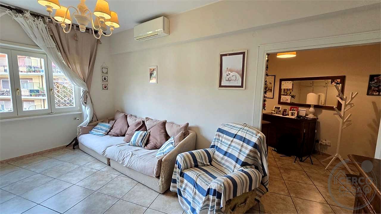 Ampio appartamento ristrutturato con garage e terrazzi – Tavernelle di Panicale