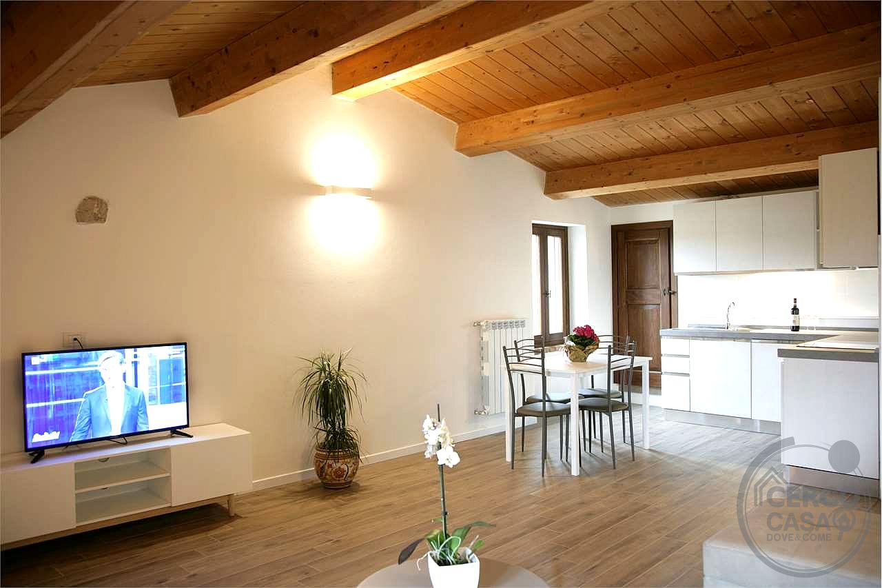 Prestigioso complesso immobiliare storico con affreschi del Perugino – Montevibiano Nuovo, Marsciano