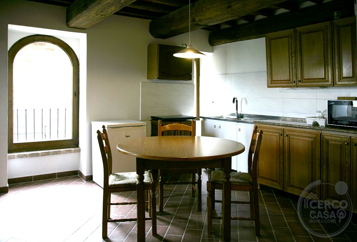 Prestigioso complesso immobiliare storico con affreschi del Perugino – Montevibiano Nuovo, Marsciano