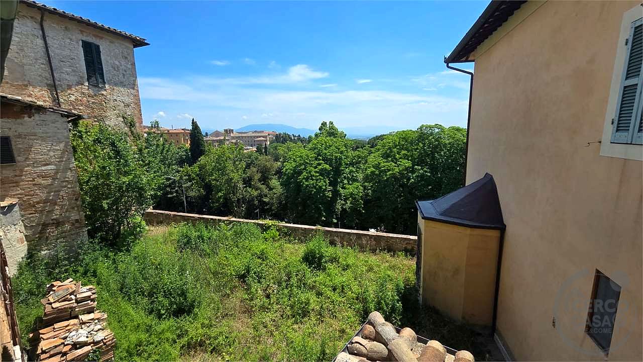 Corso Bersaglieri – Prestigiosa Dimora Storica nel Cuore di Perugia
