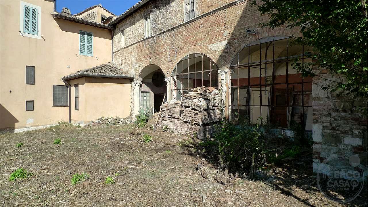 Corso Bersaglieri – Prestigiosa Dimora Storica nel Cuore di Perugia
