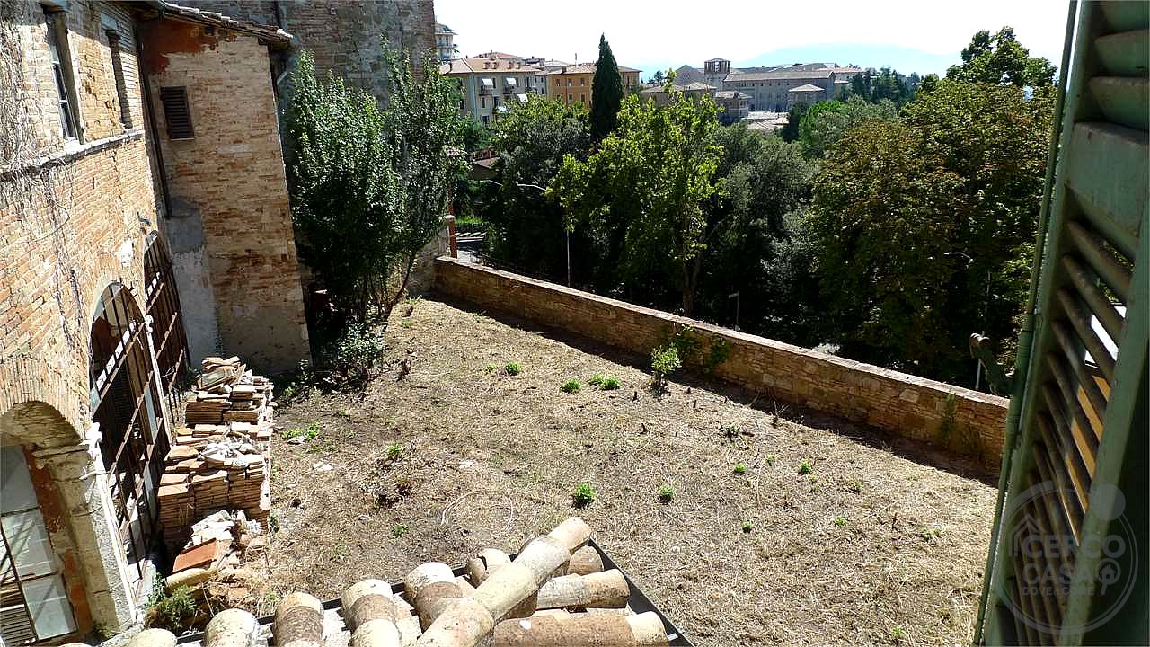 Corso Bersaglieri – Prestigiosa Dimora Storica nel Cuore di Perugia