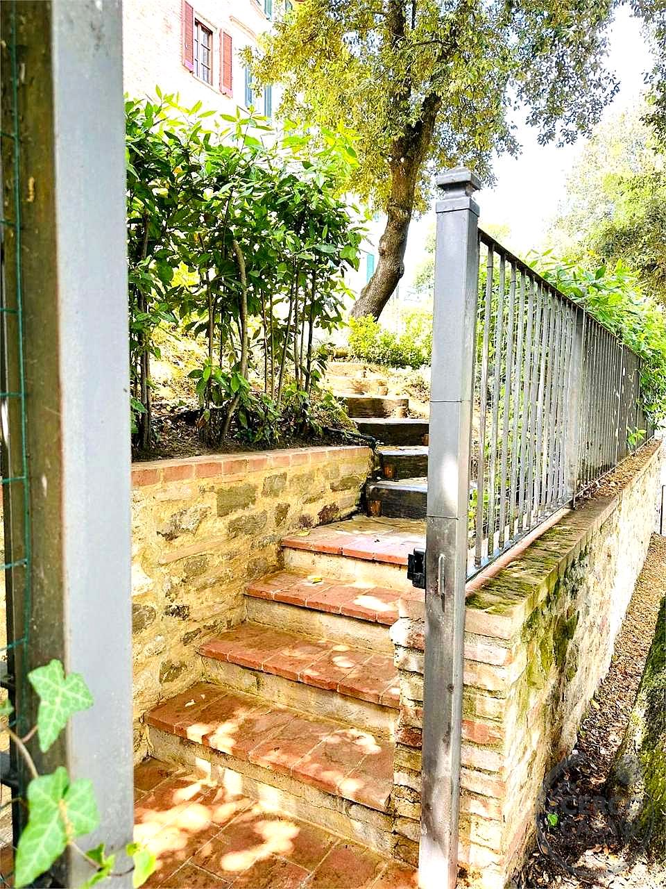Appartamento con giardino in Castello