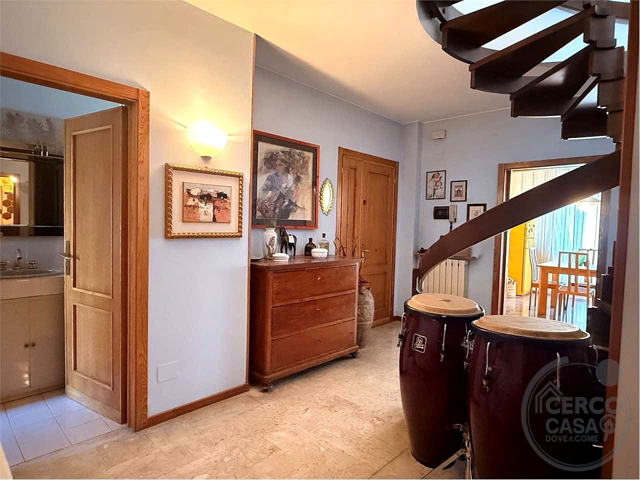 Castel del Piano appartamento con mansarda e garage
