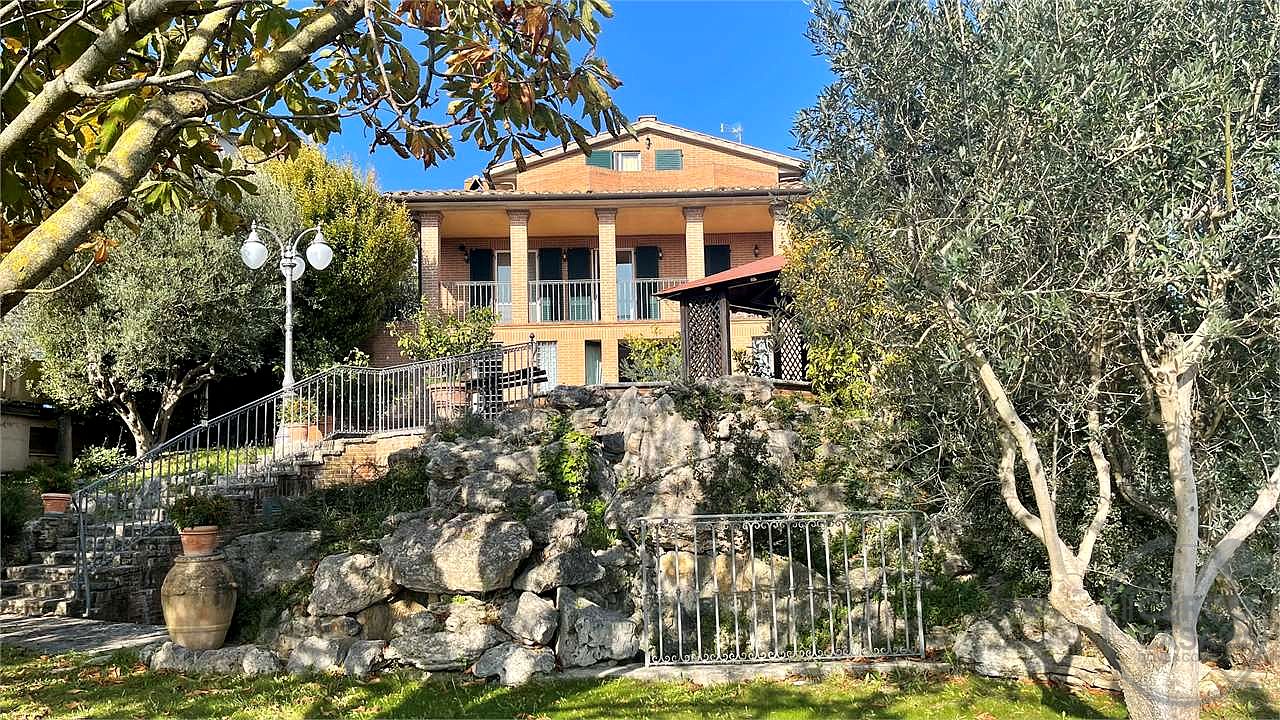 Villa di prestigio a Corciano