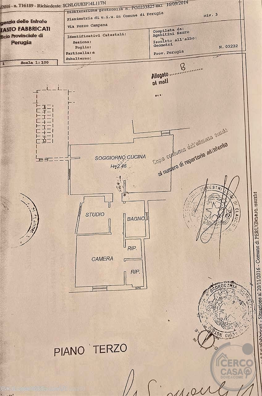 Piazza IV Novembre e Arco Etrusco-A pochi passi Centralissimo