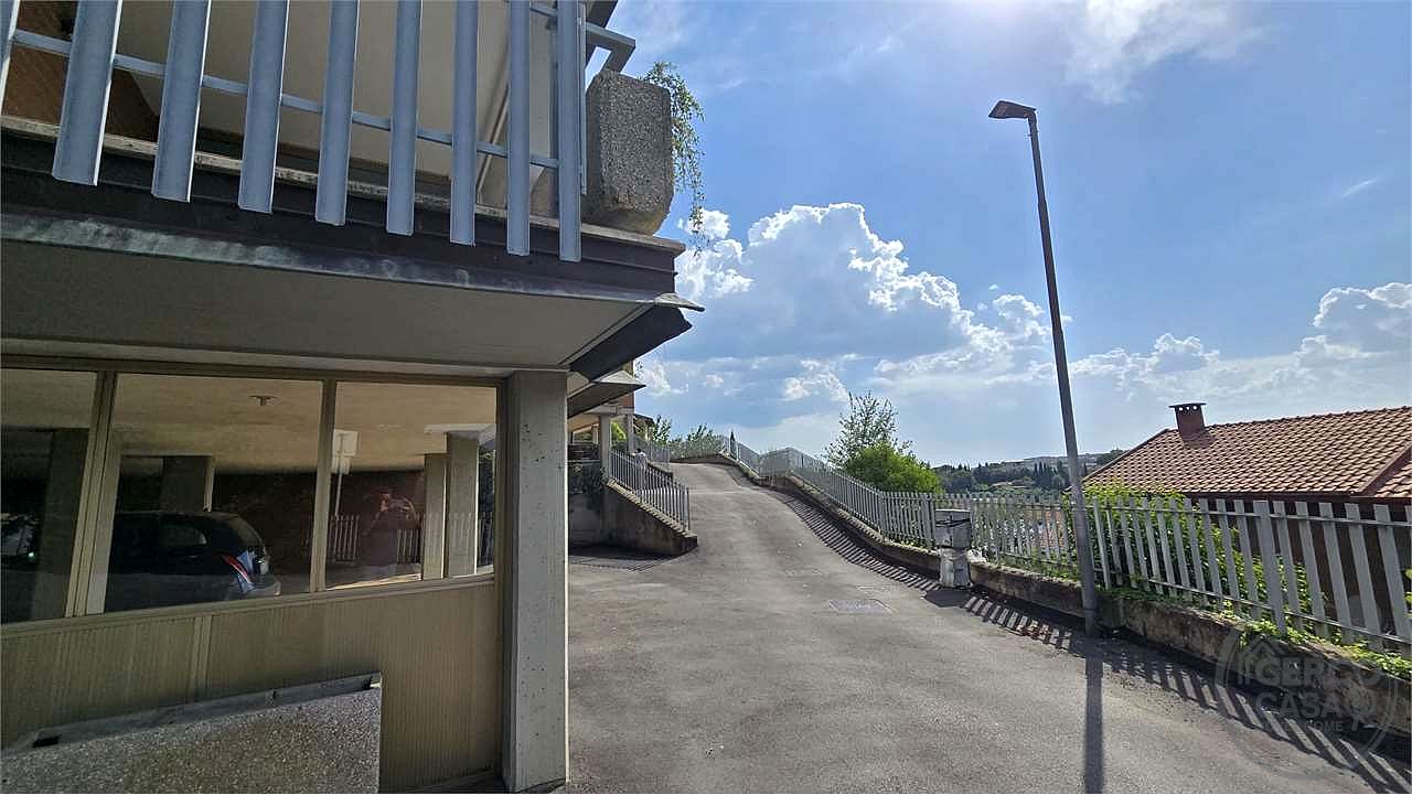 Garage in vendita a Perugia zona centrale, contesto tranquillo