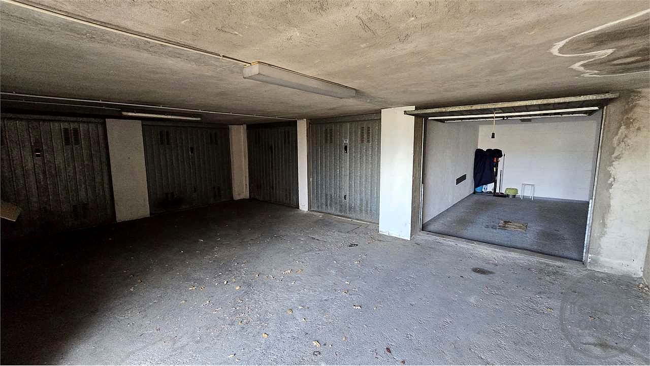 Garage in vendita a Perugia zona centrale, contesto tranquillo