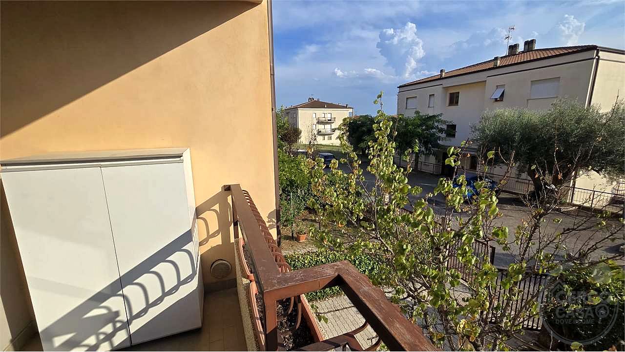 VILLETTA A SCHIERA CON TAVERNA, MANSARDA, GIARDINO E TERRAZZO – LACUGNANO, PERUGIA