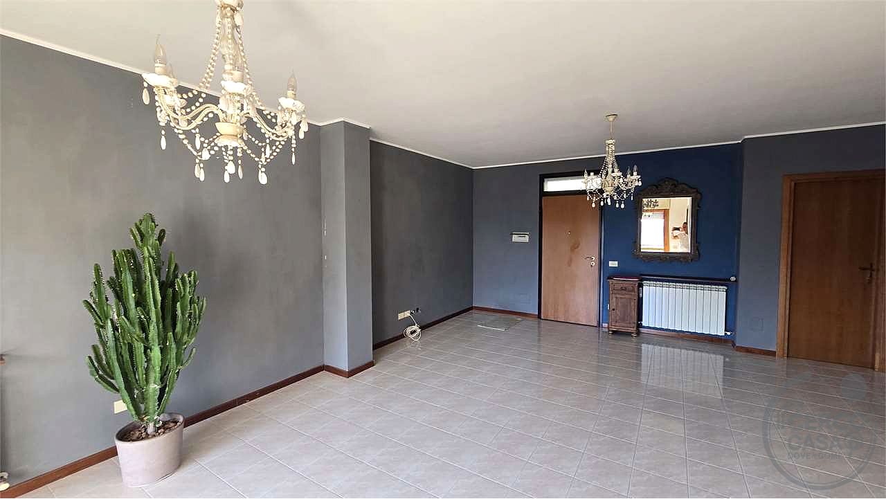 VILLETTA A SCHIERA CON TAVERNA, MANSARDA, GIARDINO E TERRAZZO – LACUGNANO, PERUGIA