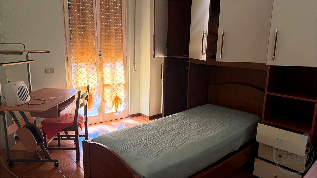 Abitazione su due livelli con soffitta e terrazzini