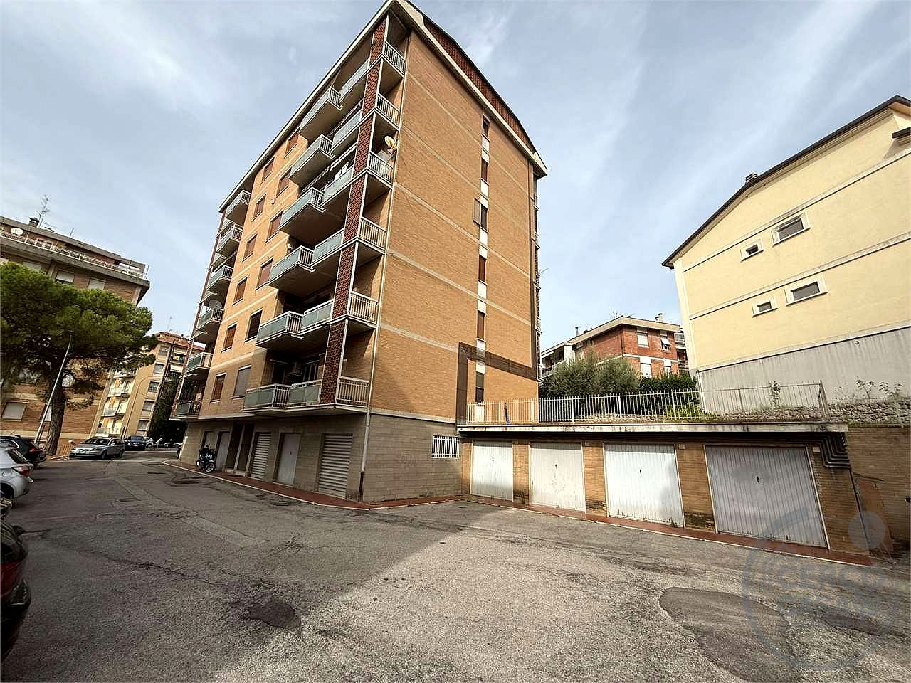 Vendesi Appartamento