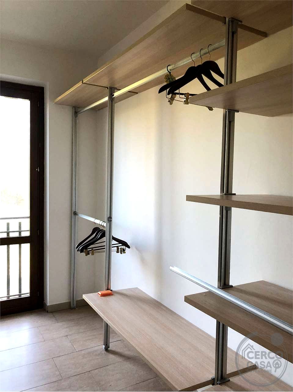 Trilocale arredato con garage