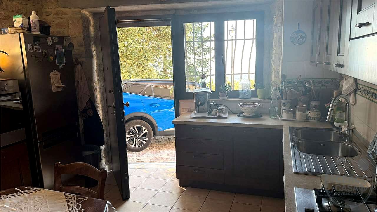 Esclusiva Villa Panoramica in Vendita a Trinità di Perugia