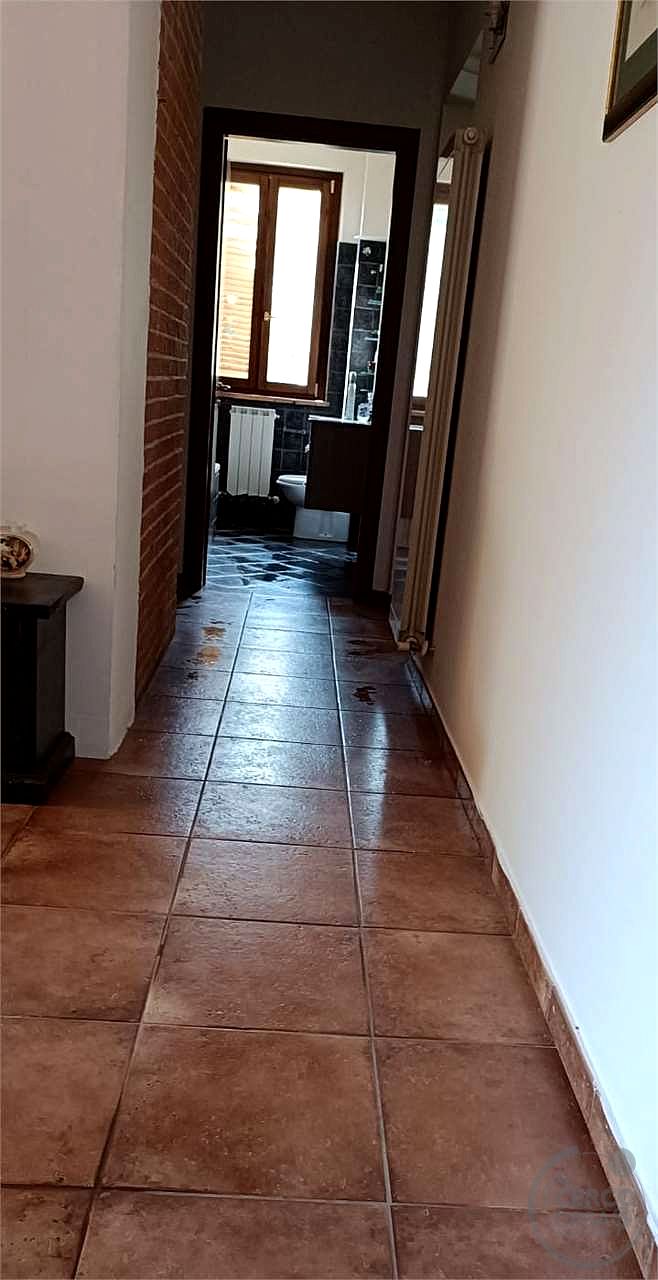 VILLETTA SINGOLA PANORAMICA CON 880 MQ DI TERRENO – MAGIONE