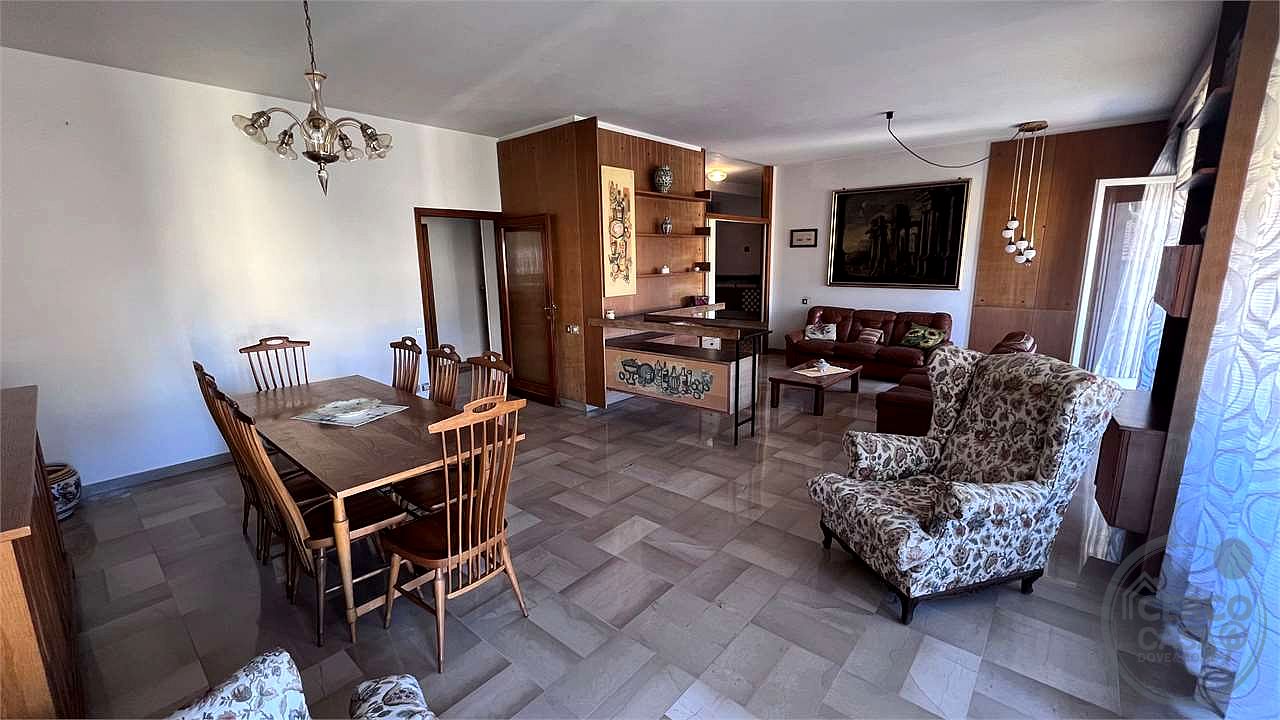 Appartamento 215 MQ con doppio accesso