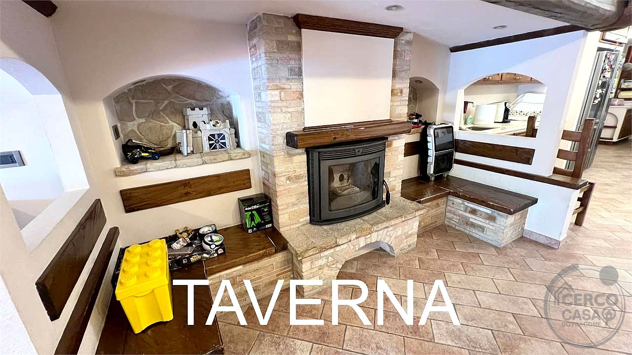 Villa Trifamiliare in Vendita a Perugia (PG)