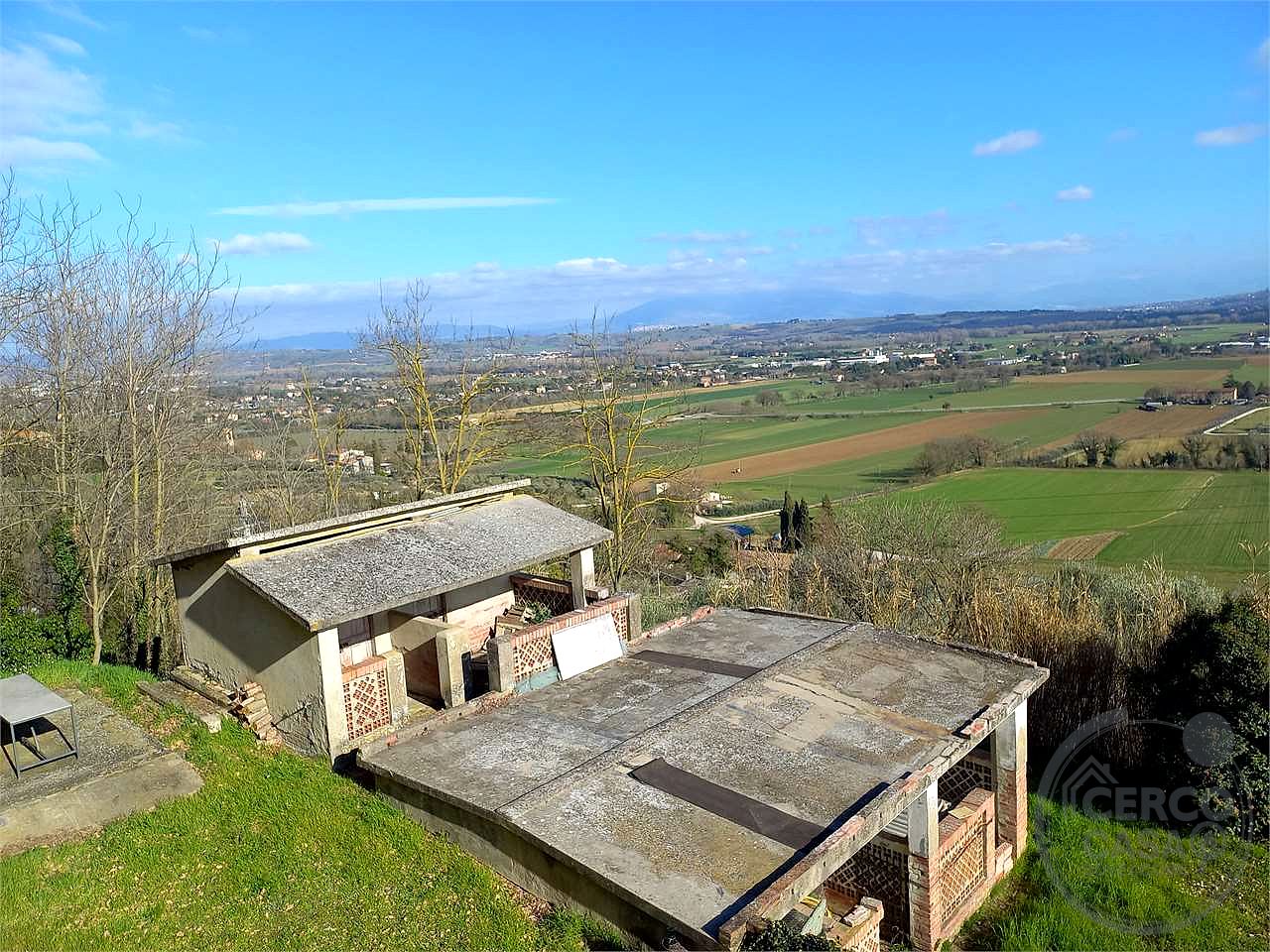 Compendio immobiliare per residenze o attività ricettive